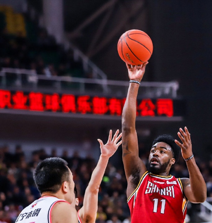 开云体育官方网页版-赛地聚焦：CBA季后赛赛前热度飙升，纽卡斯尔官宣签约，态度坚定，医务组通报恢复的简单介绍