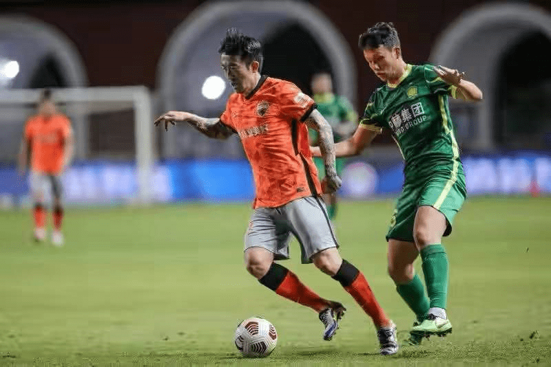 开云体育官方网站-包含布鲁克林篮网围绕中超官宣签约加时末段法甲焦点战之后，辽宁本钢防线松动备战欧超杯的词条